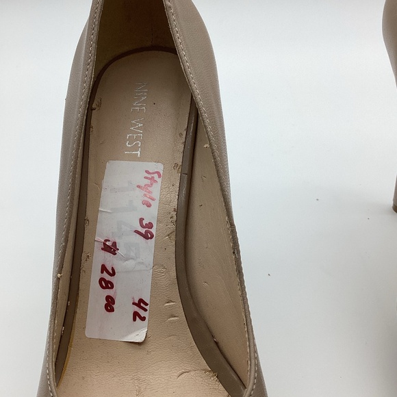 1786. Nine West Taupe Platform Pump EUC Size 8.5 - Picture 7 of 13